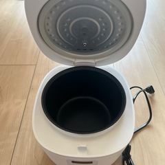 炊飯器の画像