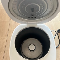 炊飯器の画像