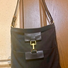 GUCCIショルダーの画像