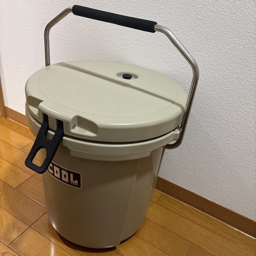 定価半額 クーラーボックス coolmax