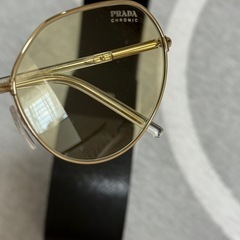 PRADAプラダサングラスの画像