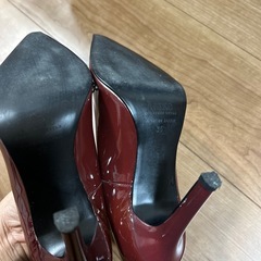 スタッズパンプス　ボルドー　　23センチの画像