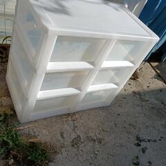 プラスチック収納の画像