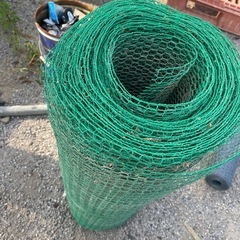 動物防止用ビニール/鉄あみの画像