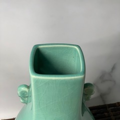 配送可能　平安 橘吉 造 青磁耳付 花生 花道具 華道具 茶道具 花器 花瓶 花入 飾壺 飾壷 陶器 たち吉 在銘 陶印 窯印 時代物　骨董　古玩の画像