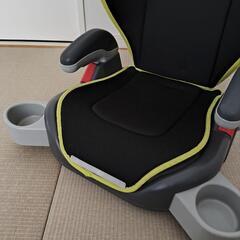 ジュニアシート　チャイルドシート　グレコ　西松屋カラーの画像