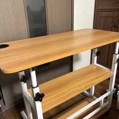 サイドテーブル 組み立て済み の画像