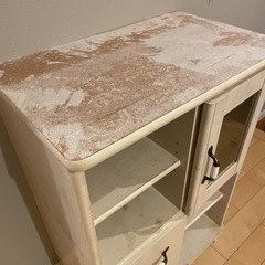 キャビネット 収納棚の画像