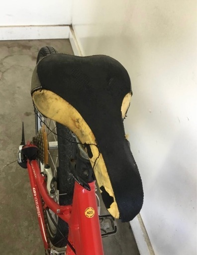 A-65 △ v 岐阜発/ LOUIS GARNEAU/ ルイガノ/ マウンテンバイク/ LGS-SIX/ 26インチ/ 3×8段変速/サドル破れあり/ 現状品/ 管08s/ R7.4/3 △