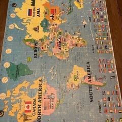 世界地図柄ジョイントプレイマットの画像