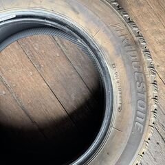 JMS０９５　🌟タイヤ安く譲ります🌟中古スタッドレスタイヤ🚗１９５/６５R１５の画像