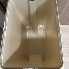 ゴミ箱　45L ペダル式の画像