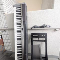 電子ピアノCASIO Privia PX-300の画像