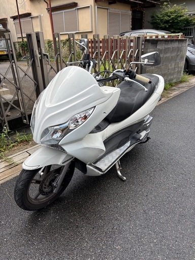 PCX❗️ カスタム多数❗️ カッコいい❗️ (ガレージ) 木津の