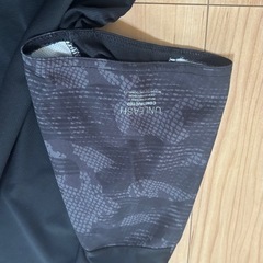 adidasスポーツTシャツの画像