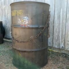 アメリカンヴィンテージなドラム缶
キープアウト 立ち入り禁止
バリケード チェーン柵
#ハングチェーン
#ドラムバリケード
#標識
#看板
#ガレージ雑貨の画像