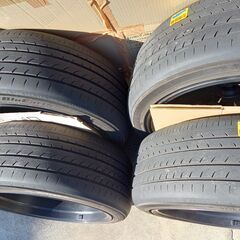 245/40R20・8.5J タイヤホイル4本セット（アルファード・ヴェルファイアなど）の画像
