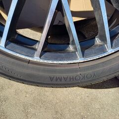 245/40R20・8.5J タイヤホイル4本セット（アルファード・ヴェルファイアなど）の画像