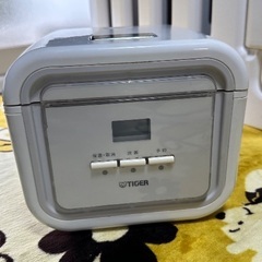 炊飯器 3合炊きの画像