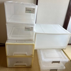 衣装ケースの画像