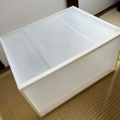 衣装ケースの画像