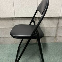 折りたたみ パイプ椅子 黒 幅44cm×奥行50cm×高さ81cm（座高48cm）の画像