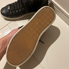 中古 UGG ハイカットスニーカー 黒 24cm相当の画像