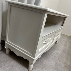 ロマプリ テレビ台の画像