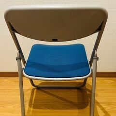 【美品】UCHIDA 内田洋行　折り畳み会議パイプ椅子をお譲りいたします。の画像