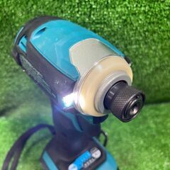 マキタ TD172DRGX 充電式インパクトドライバー バッテリー2個 充電器付き【市川行徳店】【店頭取引限定】【中古】IT45Y0Z188ZCの画像