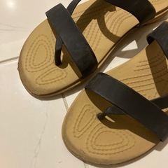 中古 クロックスサンダル 24cm相当の画像