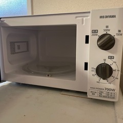 アイリスオーヤマ 電子レンジ 17L ターンテーブル PMG-T179-W ホワイトの画像
