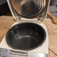 炊飯器、ケトル、ホースの画像