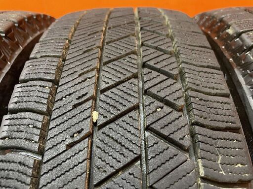 【BS BLIZZAK VRX3 165/65R14】スタッドレス【スチールホイール 14インチ 5J4H100】22年製 バリ溝 タンク ルーミー トール等　(KTN466)