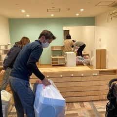 全額現金日払い、19日、大阪市西区9時30分〜荷物の搬出搬入作業の画像