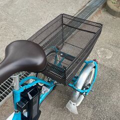 三輪車の画像
