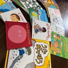 絵本　子ども　まとめ売り　book 本　トミカ　電車　20冊の画像