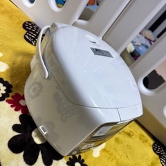 炊飯器 3合炊きの画像