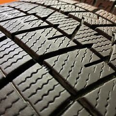 【DL WM03 195/65R16】スタッドレス【DL VIOLENTO 16インチ スタッドレス 5.5J4HPCD100+42】21年製 バリ溝 ライズ ロッキー等　(KTM470)の画像