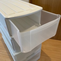 収納ケース4個の画像