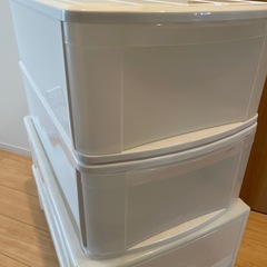 収納ケース4個の画像