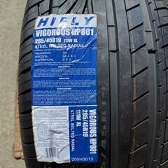 285/45R19　2本　ハイフライ　ラベル付き未使用　BMW　X5、X6などにの画像
