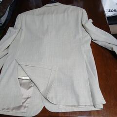 メンズ夏物スーツ　美品　洗濯済みの画像