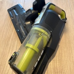 サーキュレーター　と、　スティックそうじき掃除機の画像