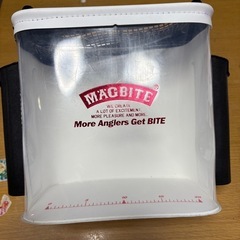 MAGBITE フィッシングバケツ 約20L メジャー付きの画像