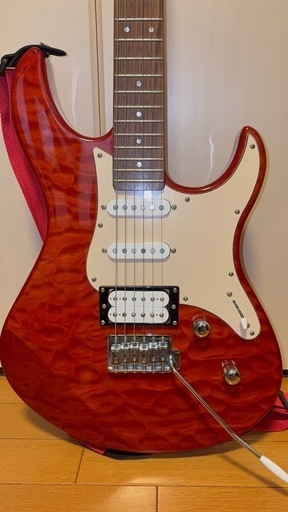 YAMAHA  PACIFICA212VQM エレキギター