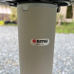 emu イタリア製 ガーデンテーブル セメント色 70x70x H74cm
の画像