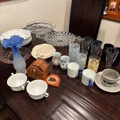 食器
の画像