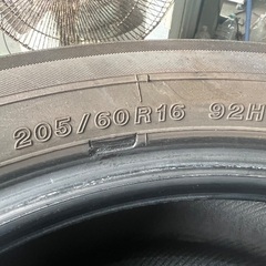 205/60R16 タイヤ4本セット販売の画像