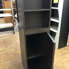 【ジャングルジャングル深井店】★隙間収納ラック　ブラウン　棚　家具　便利　扉付　堺市　中区　深井　【FU2618】の画像